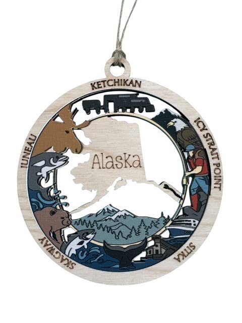 Ornement en bois d'icônes d'Alaska – Sud-Est de l'Alaska pour la vente par Alaska Life Designs LLC