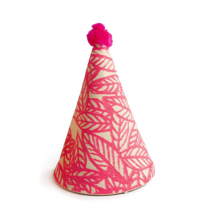 Neon pink party hat for wholesale by La fée raille