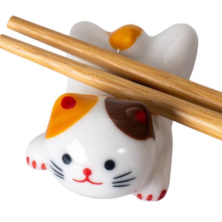 Cat Chopsticks Rest 2"L White (12/288) for wholesale by Urban Tokyo