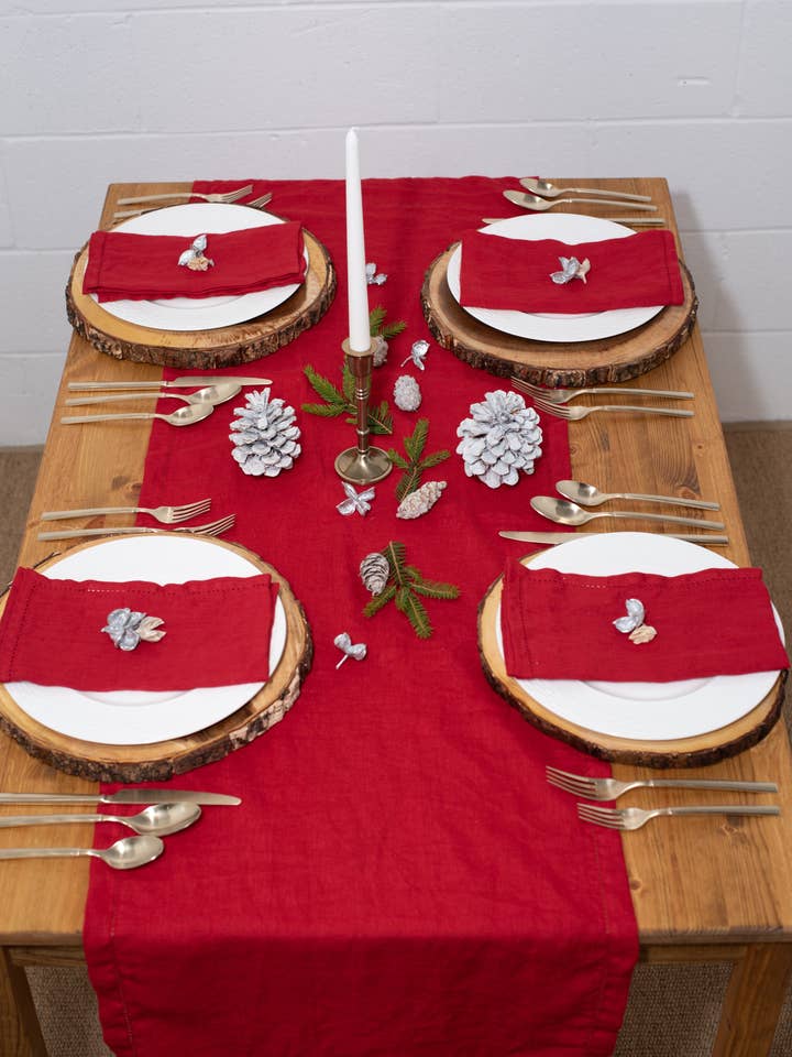 Christmas Table Runner for wholesale by VIKOLINO