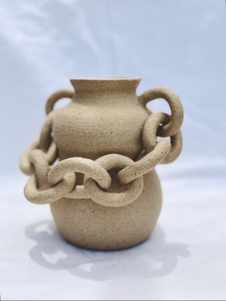 Chain Vase III for wholesale by isiko