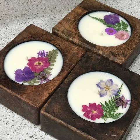Plaid Rooster Co - Wholesale Jar/Filled Candle - FLOWER Cheese Mold Soy Candle