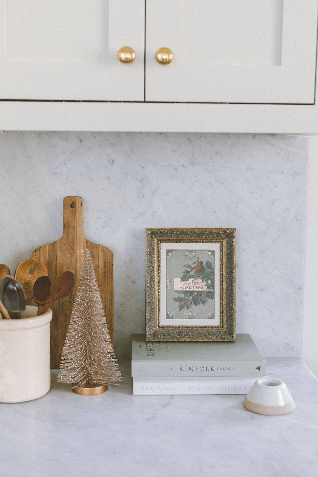 Petal Lane Home – wholesale Väggdekorationer med jultema – Julfågel inramad antik konst2