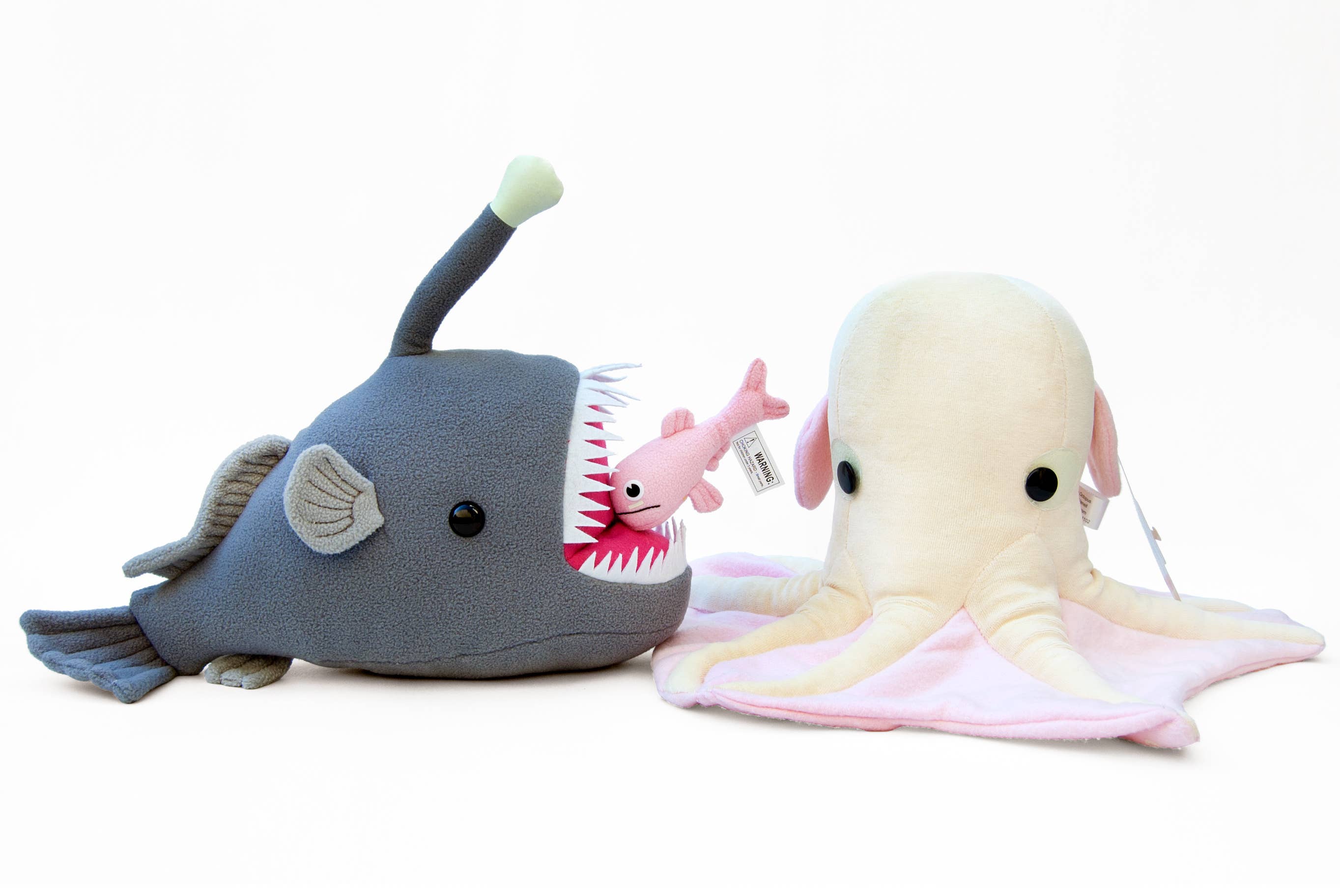 Deep Creeps - Wholesale Stuffed/Plush Toy - Kids & Baby - Mariana the Anglerfish  Bag4