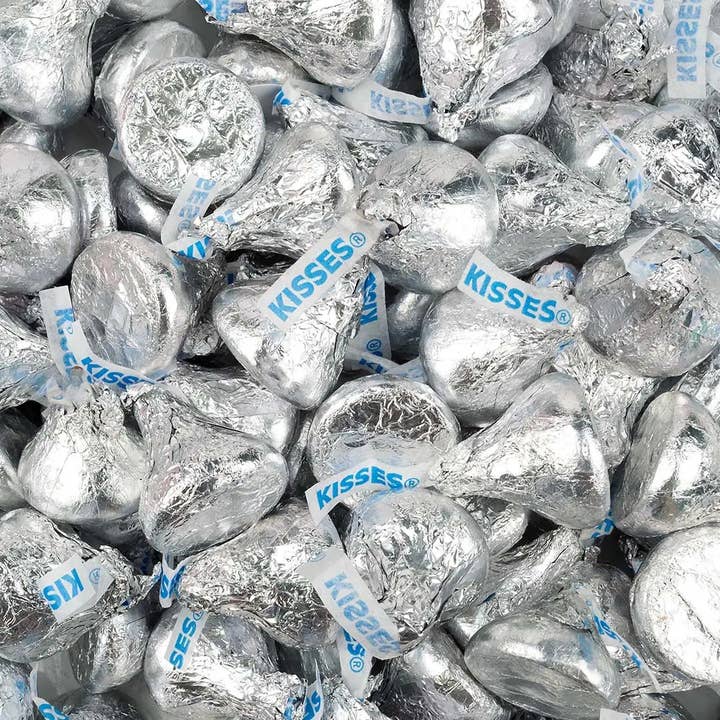 Just Candy - Wholesale Chocolate - Hershey's Milk Chocolate Kisses 75ct - Silver