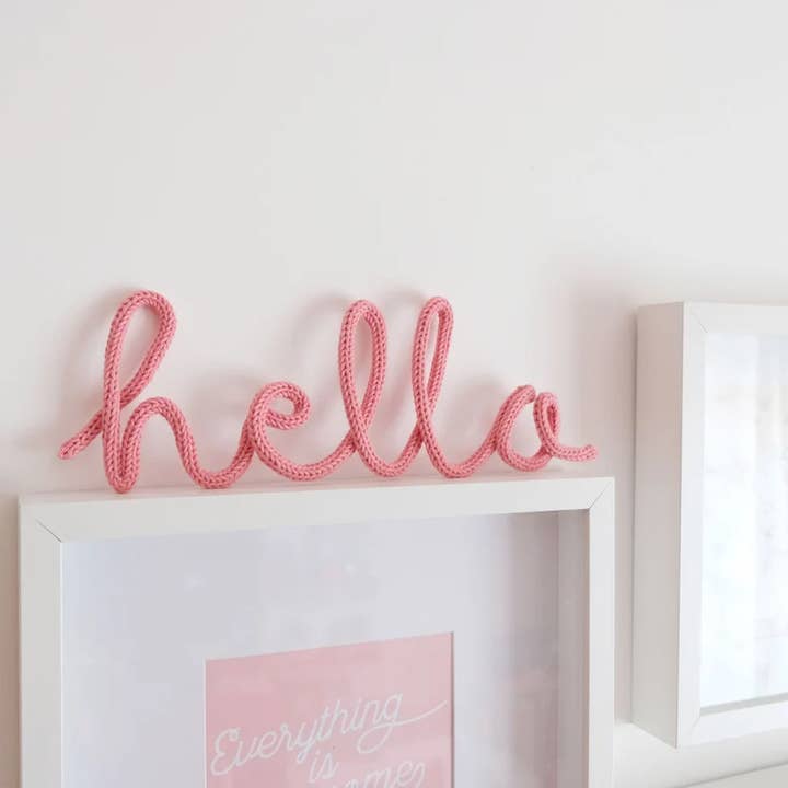 A Clementina - Vente Décoration murale – enfant et bébé - Décoration murale en fil métallique « hello » tricoté pour chambre de bébé2