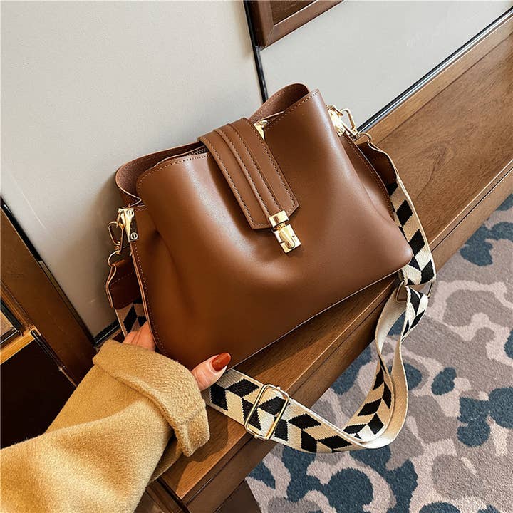 ACCITY - Wholesale Shoulder Bag - Women's - WOMEN RETRO SHOULDER BUCKET BAG_CWAB15521