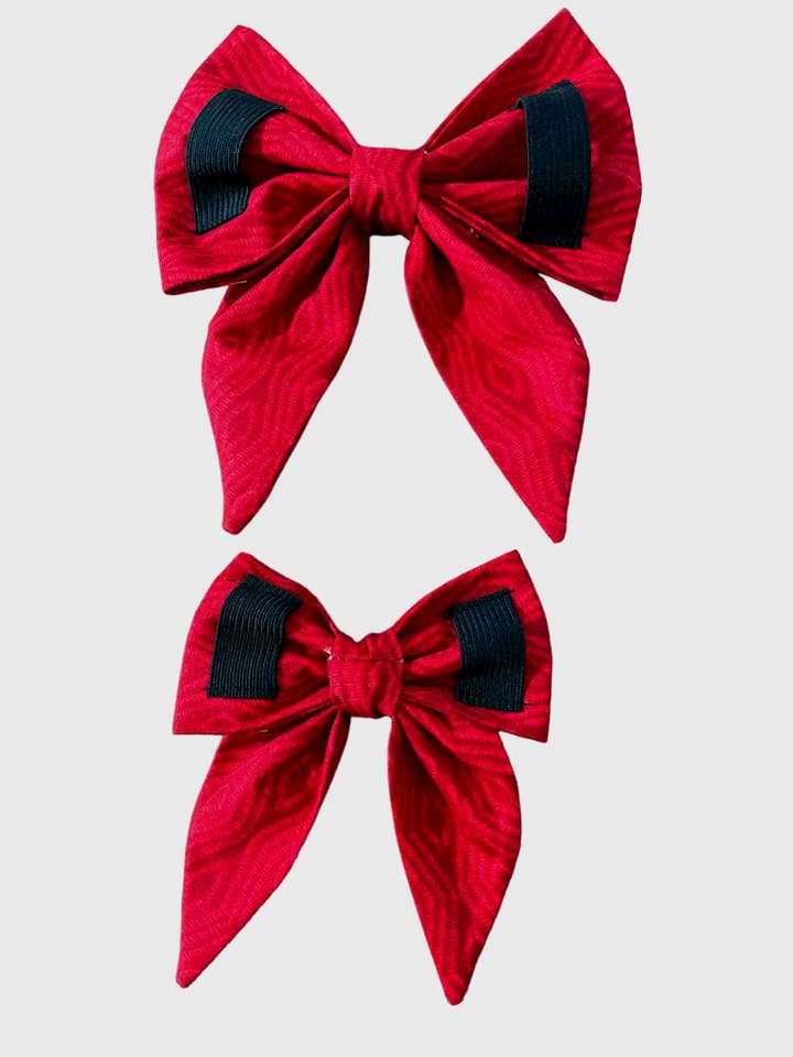 Christmas Red Bow for wholesale by The Magnolia Pet Co.