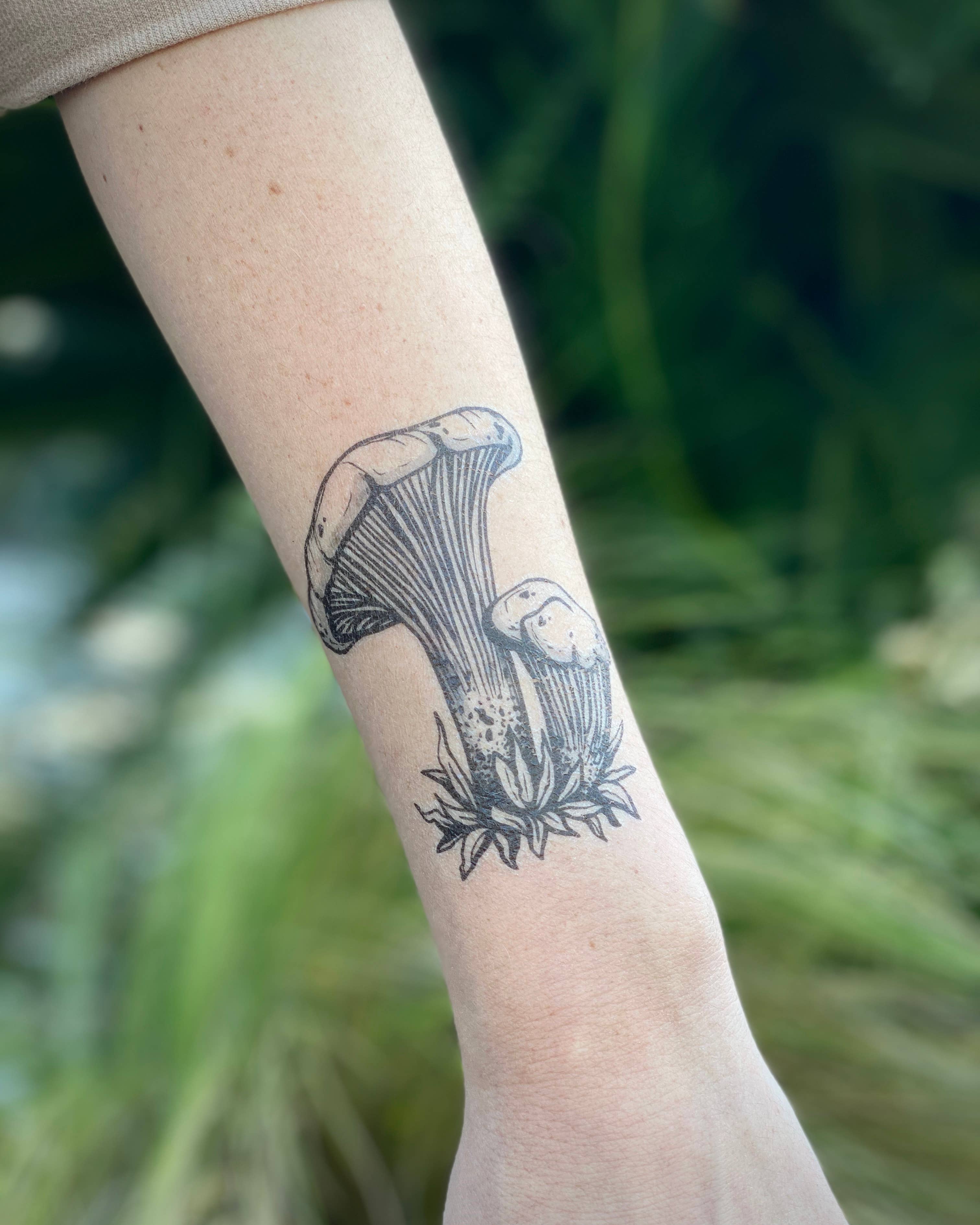 NatureTats - Wholesale Temporary Tattoo - Chanterelle Mushroom Temporary Tattoo