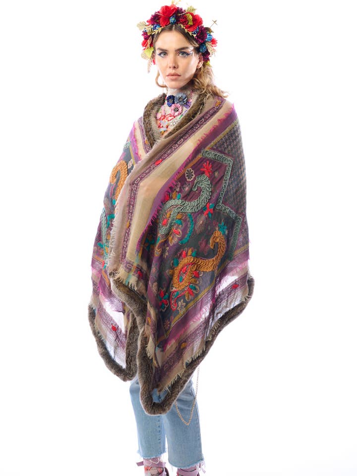 Austin Style Shawl for wholesale by Aratta | Women's Fashion