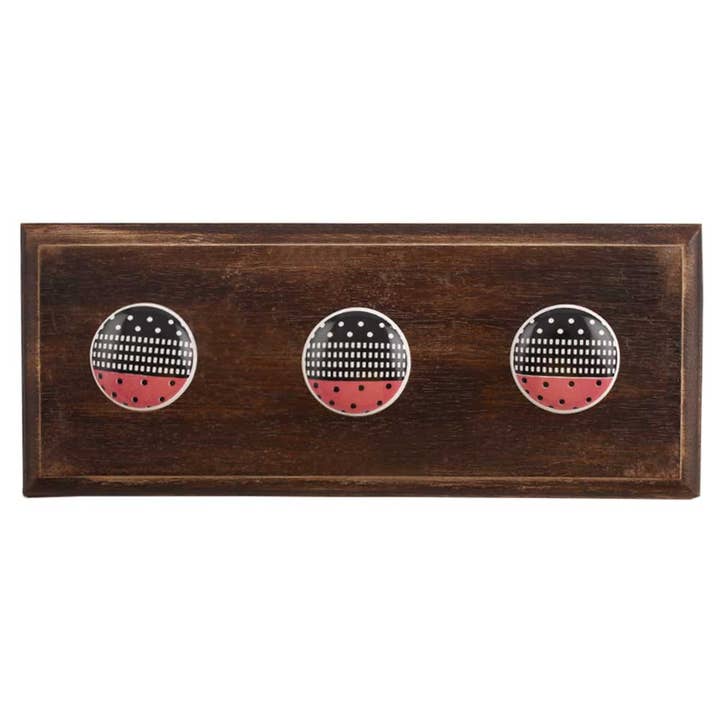 1 styck svart unik klädhängare för vägg för wholesale av Daana Paani LLC