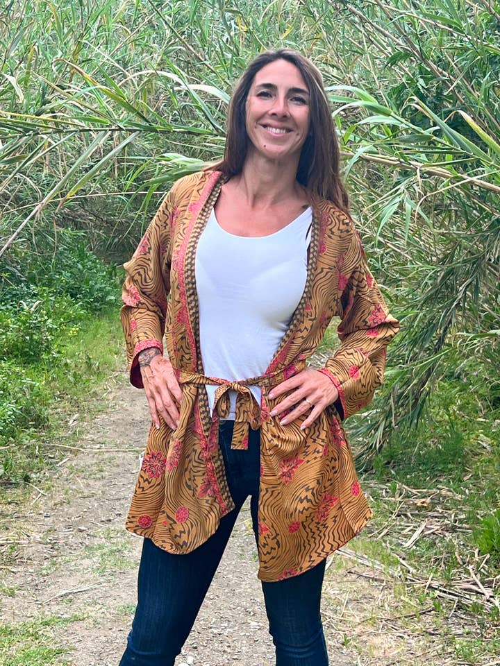 Kinomy - Wholesale Kimono – Women's - Reversible kimonos SAMPLES Pack of 10 assorted kimonos11