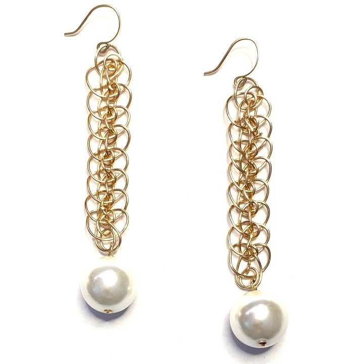 Gold Elizabeth Earrings Pearl for wholesale by CassandraCollections