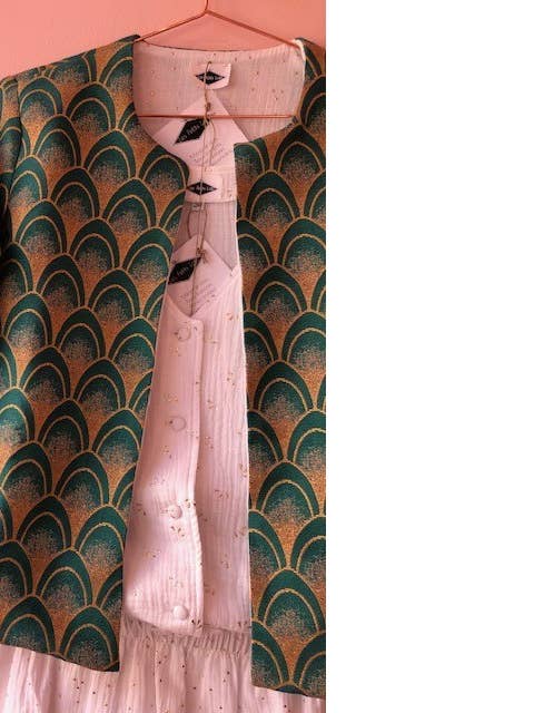 Giacca verde Caroline Peacock per la vendita all'ingrosso da parte di Les Petits Lots