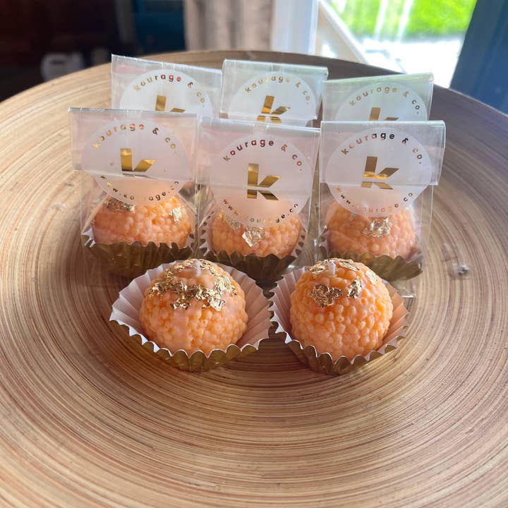 Kourage & co - Wholesale Novelty candle - Ladoo Candles2