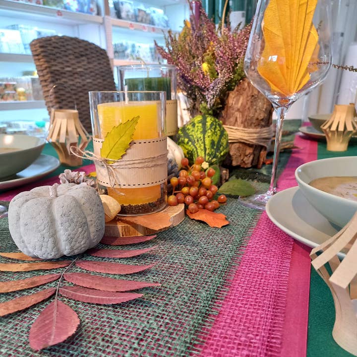 Jute table runner 500 cm x 30 cm - fuchsia pink for wholesale by Home Fashion - Carl Dietrich GmbH