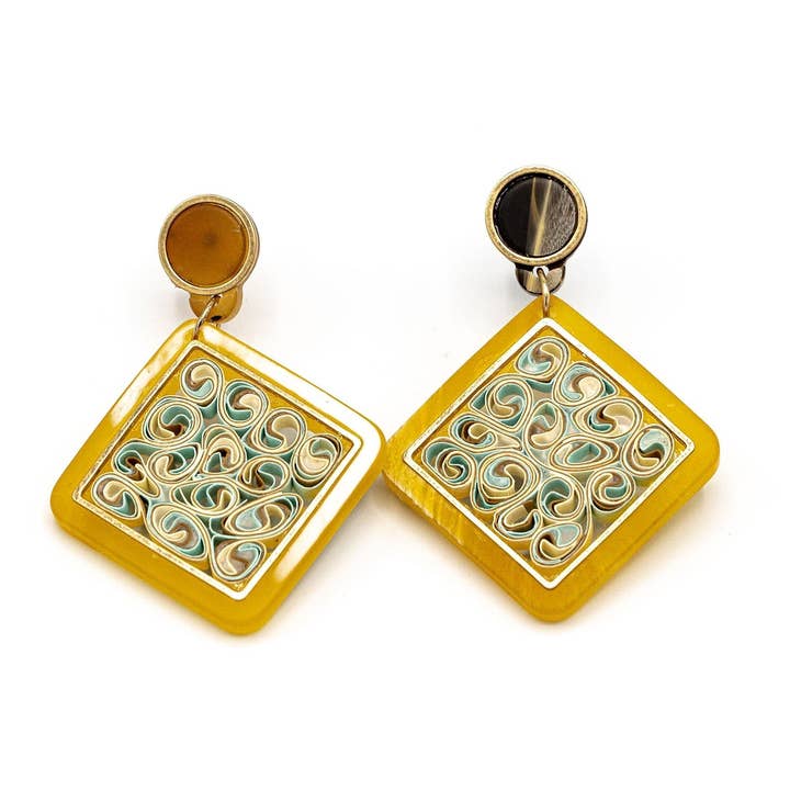 Små firkantede mandala øreringe i papir for engroshandel hos KLK