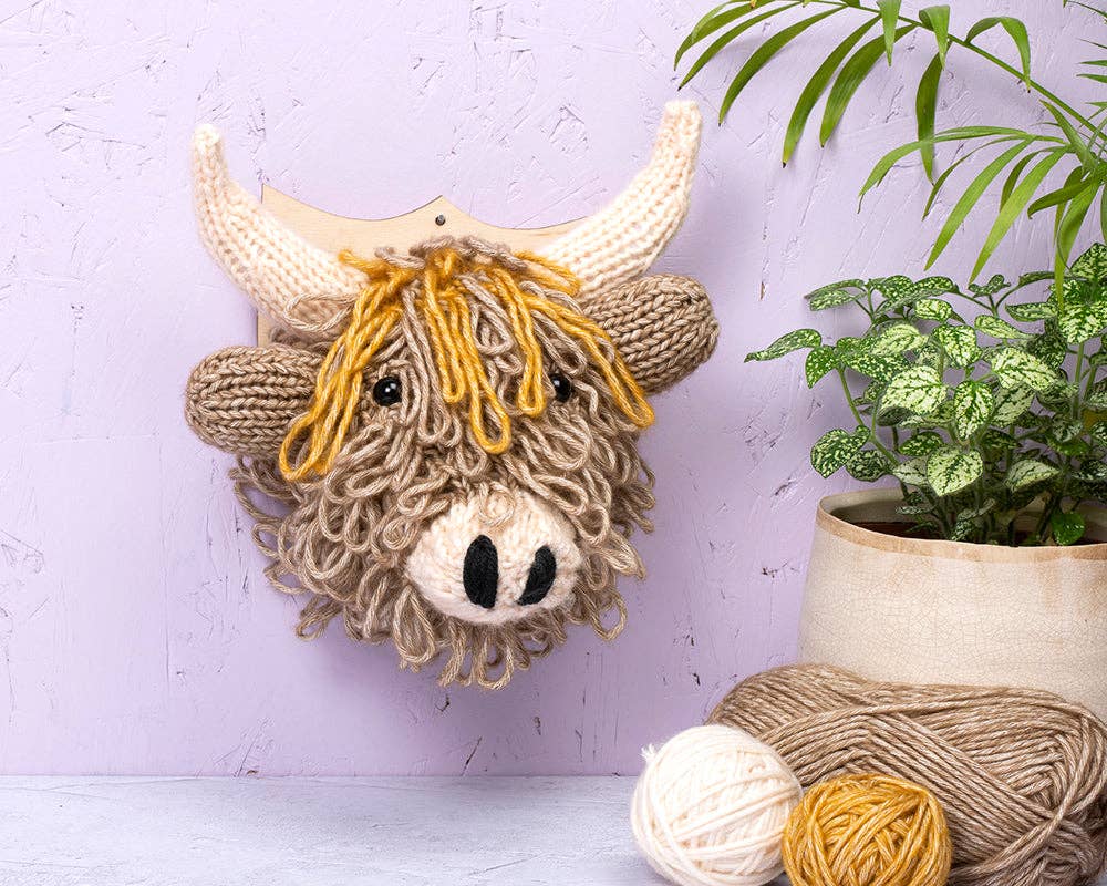 Sincerely Louise - Wholesale DIY Craft Kit - Mini Highland Cow Head Knitting Kit12