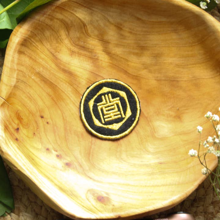 Mamukeeto - Vendita all'ingrosso Toppe - Stemmi Ricamati Yakuza House | Toppe Termoadesive 5 cm x 5 cm1