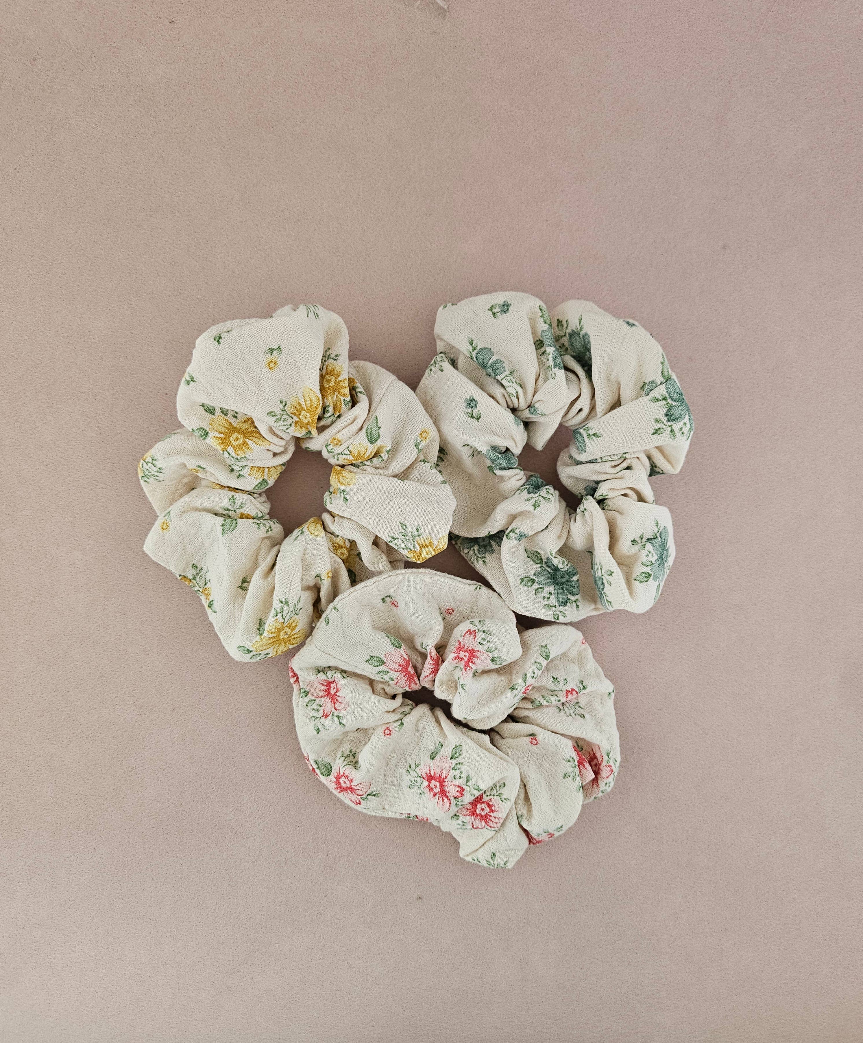 Royal marais – wholesale Myntväska - Dam – Chouchou hårsnodd i 100% bomull med blommönster eller leopardmönster0