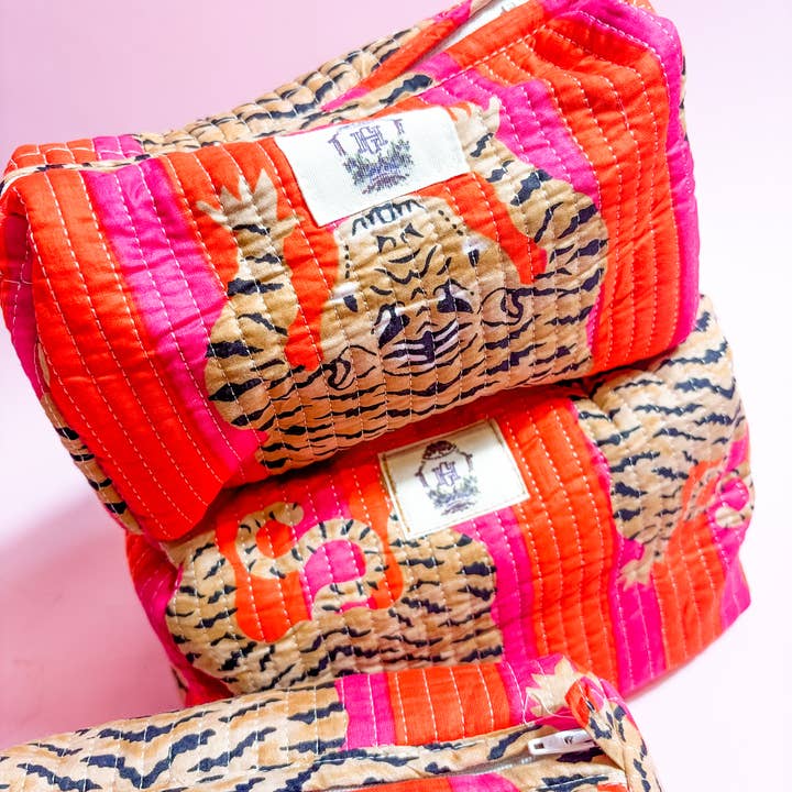 Heart of Grace - Wholesale Makeup/Cosmetic Bag - Pink/Orange Eye of the Tiger Quilted Cosmetic Bags-set of 3