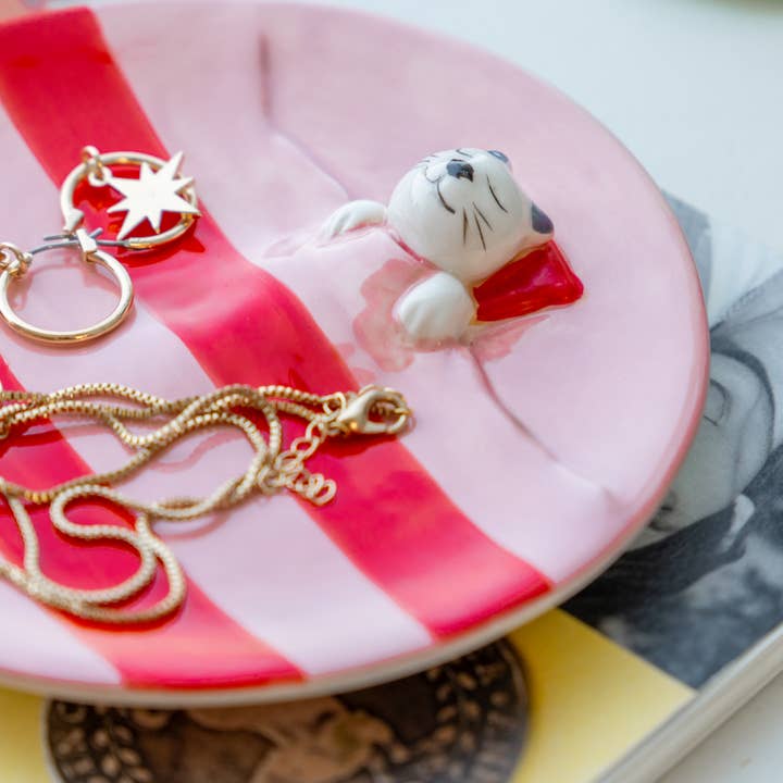 Helio Ferretti Trinket Tray Napping Cat Pink for wholesale by Oli Olsen