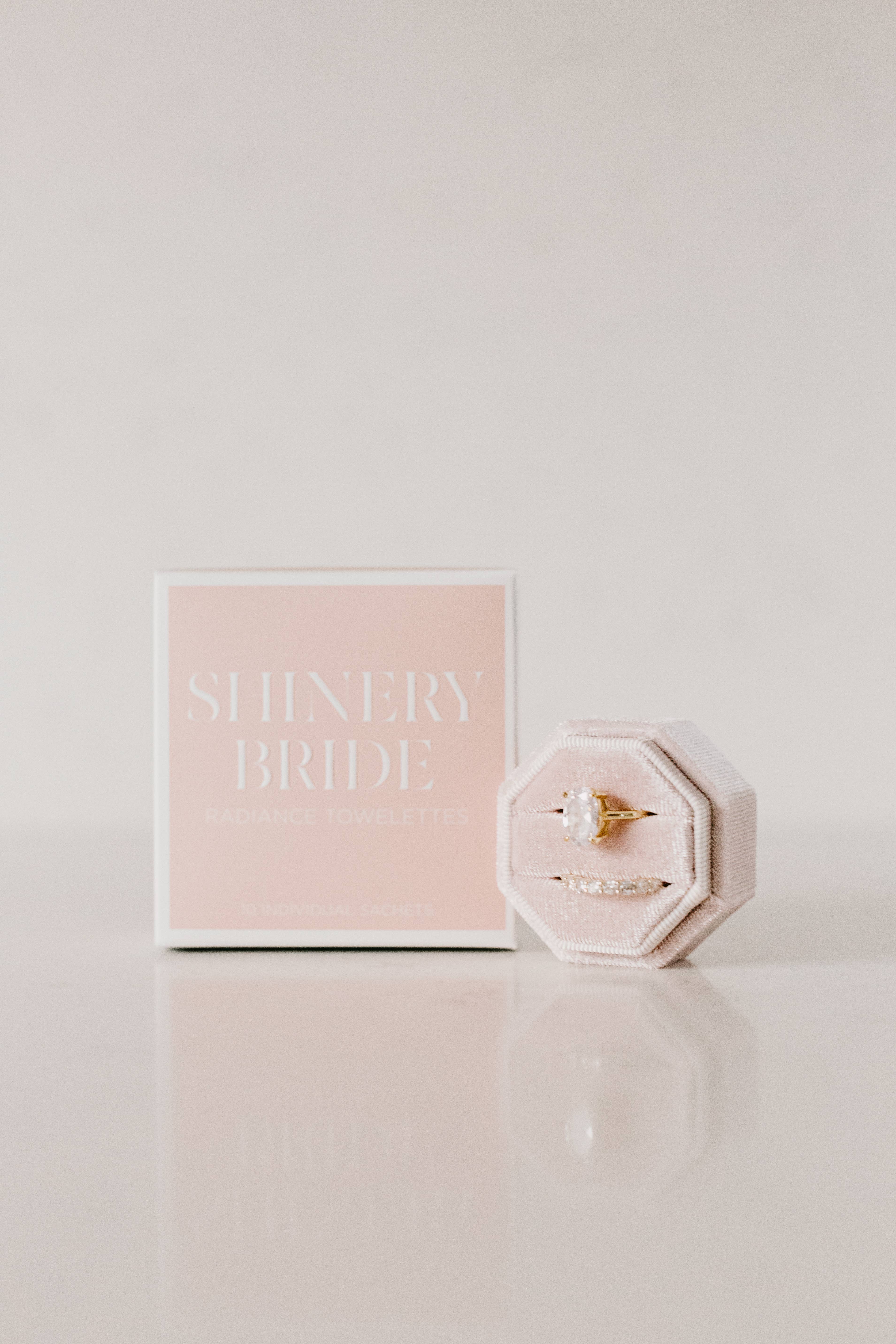 Shinery  Radiance Towelettes