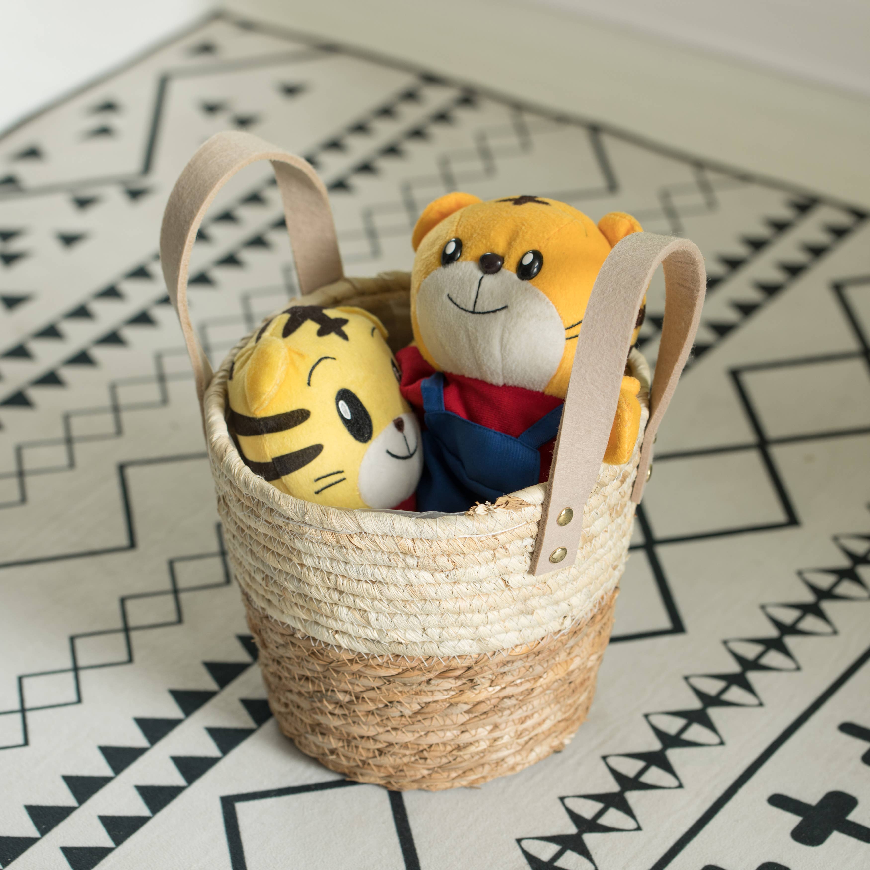 Quickway Imports - Wholesale Basket - Corn Rope Round Storage Basket Set of 3 with Rope Handles1