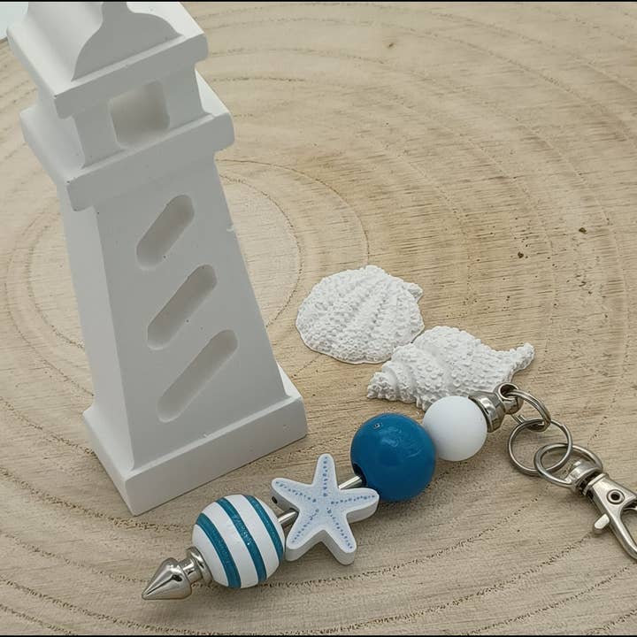 Keychain assorted, wood maritime motifs for wholesale by perleperle
