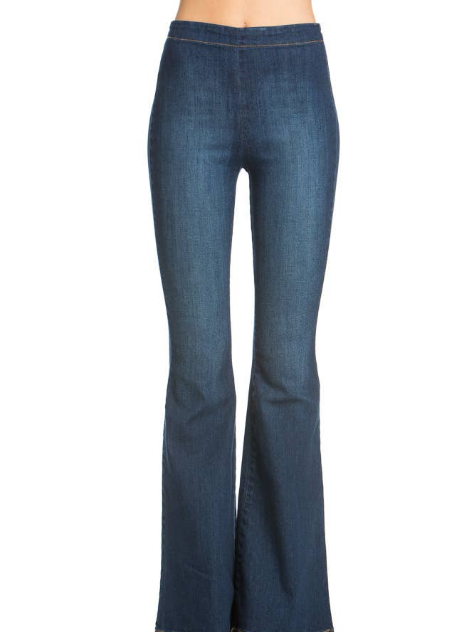 Vaqueros acampanados de talle alto con cremallera trasera Pull Me Closer en lavado medio. para venta al por mayor de O2 Denim