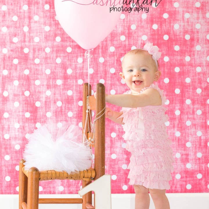 4ft x 4ft vinyl fotografie achtergrond/roze grunge polka voor wholesale door Swanky Prints