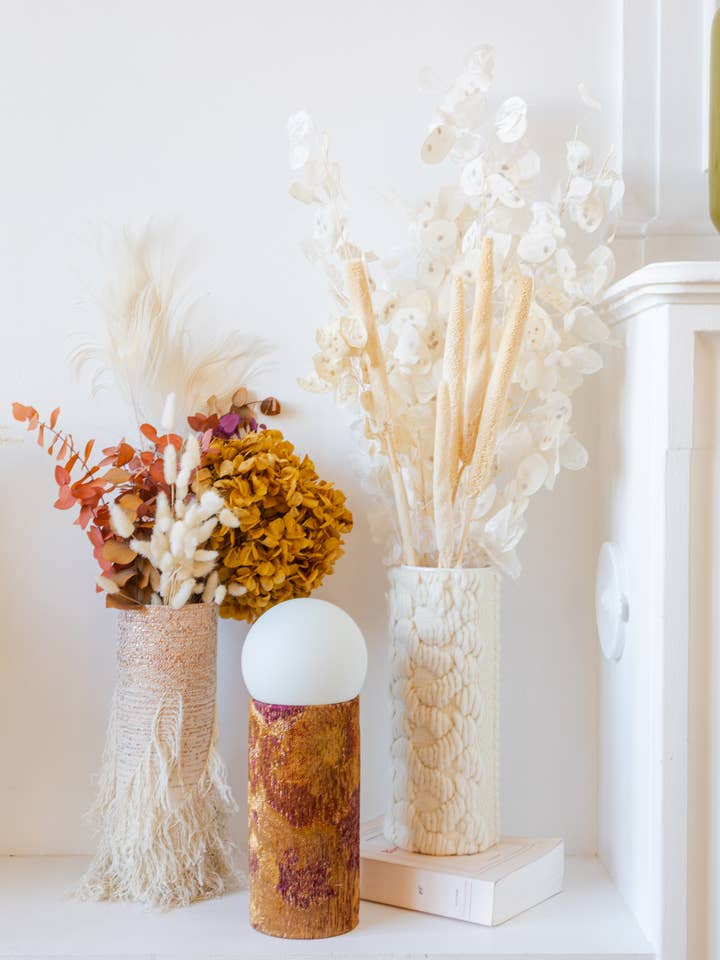 Laura vase for wholesale by Singulier Origine