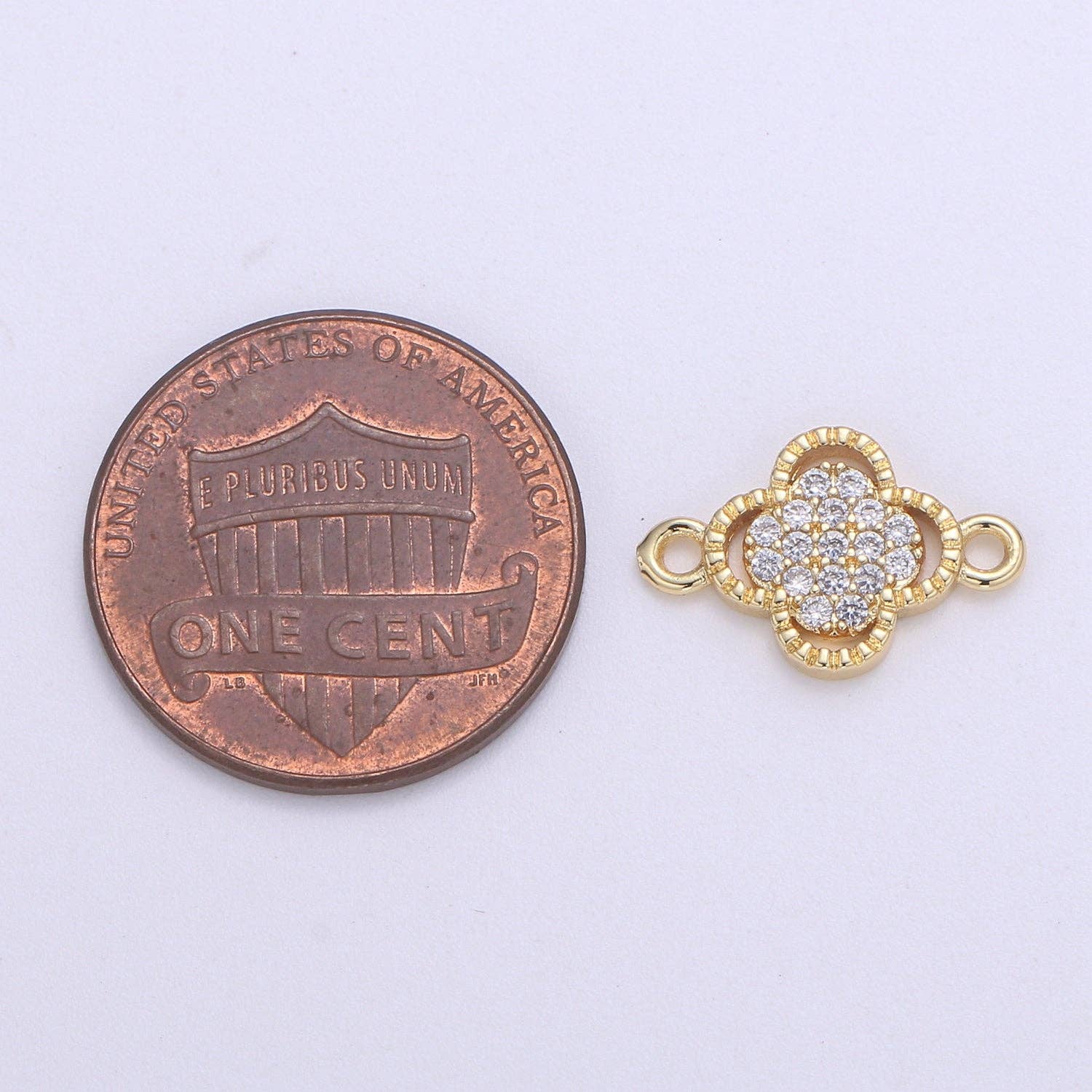Aim Eternal - Wholesale Individual Charm/Pendant - 14K Gold filled Clover Connectors, Lucky Charm Connector Cubic Clover Jewelry Craft Supply Link Connector Shamrock Bracelet Necklace F-6031
