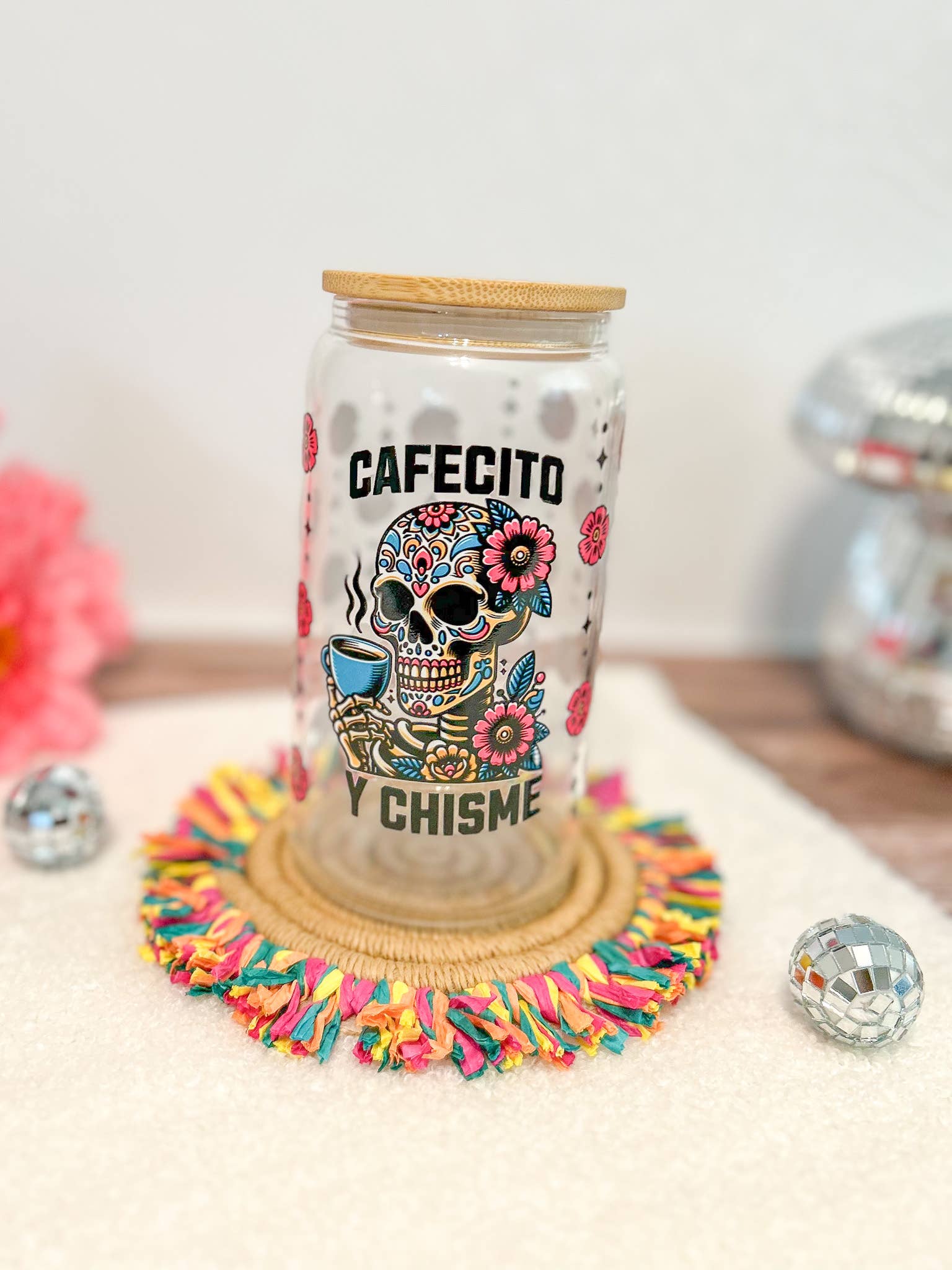 Oh So Latina - Vente Verre/tasse - Verre Cafecito y Chisme 16oz avec couvercle en bambou et paille0