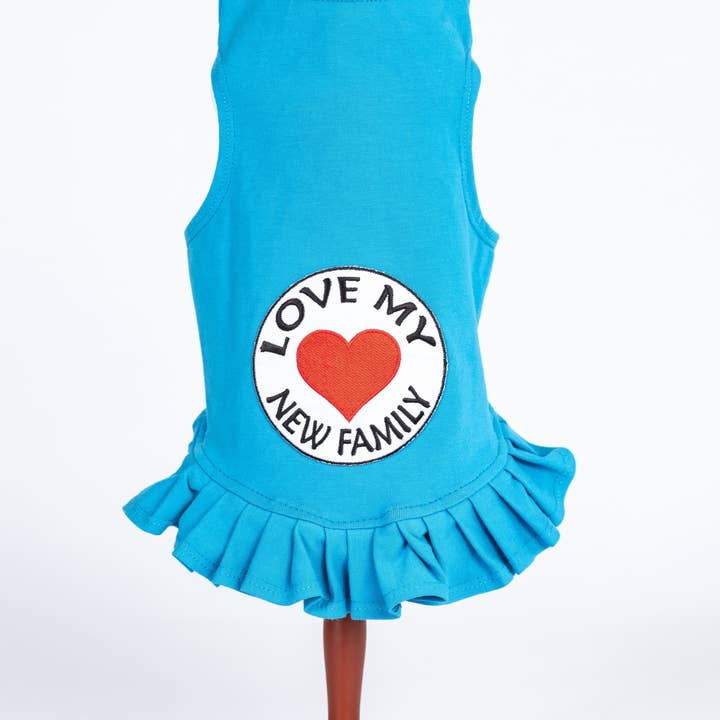 Love My New Family Robe pour la vente par Daisy & Lucy