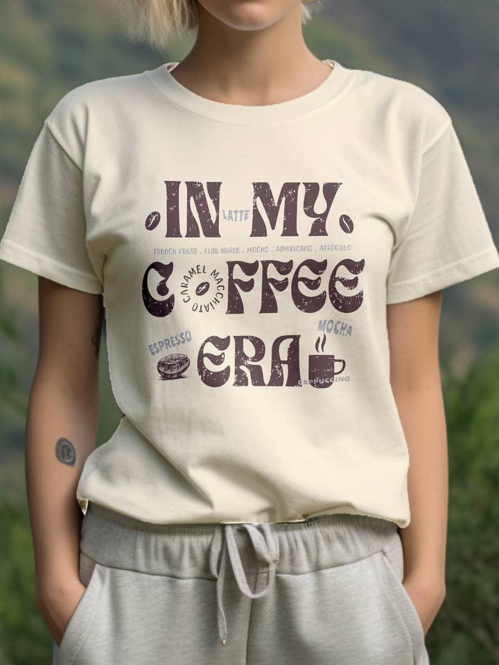 T-shirt graphique ERA-5 In my Coffee Era pour la vente par NTITEES INC