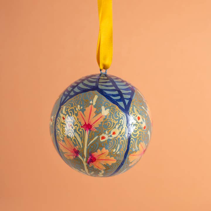 Ian Snow Ltd - Wholesale Christmas decoration - Dusty Blue Kashmiri Bauble