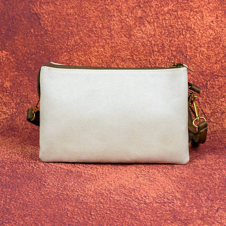 ANNGOTI - Wholesale Crossbody bag – Women's - Honey Bee Crossbody bag adds farmhouse style2