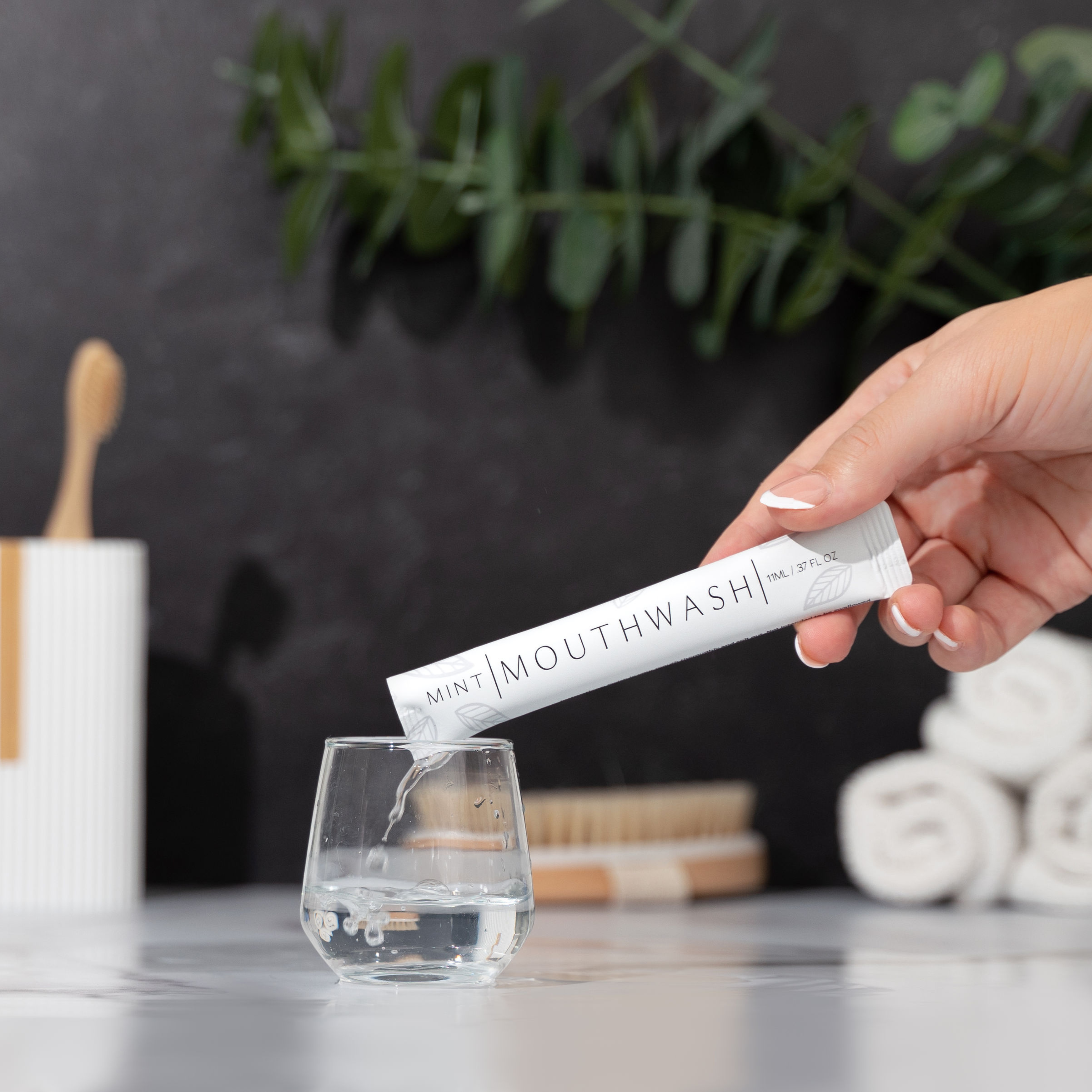 Go Mouthwash - Vente Bains de bouche - Lot de 800 sachets de bain de bouche de luxe, blanc mat1