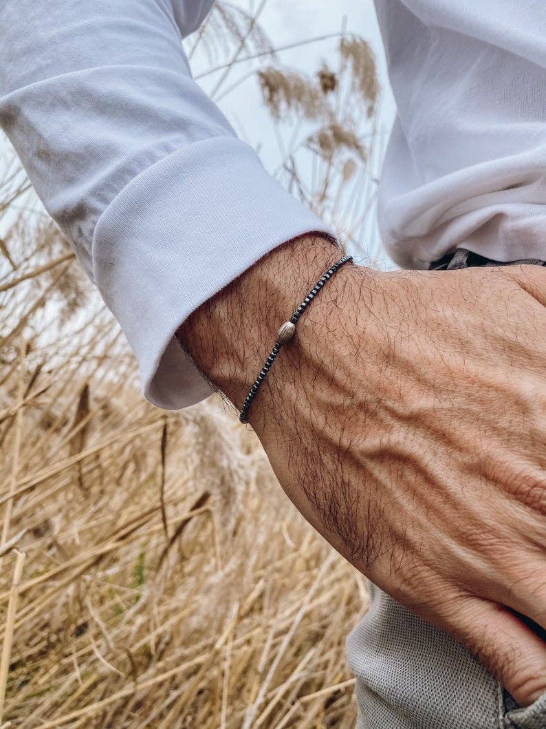 Christina Christi – Engroshandel Perlearmbånd – Minimalistisk armbånd til mænd med perler3