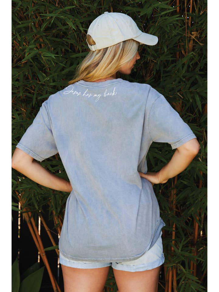 OAT COLLECTIVE - Vente T-shirt sérigraphié – femme - Haut graphique délavé à imprimé minéral JESUS HAS MY BACK3