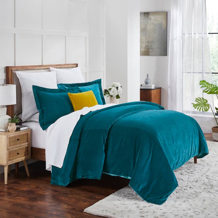 Stella Velvet Duvet Cover and Shams, Teal for wholesale by India's Heritage