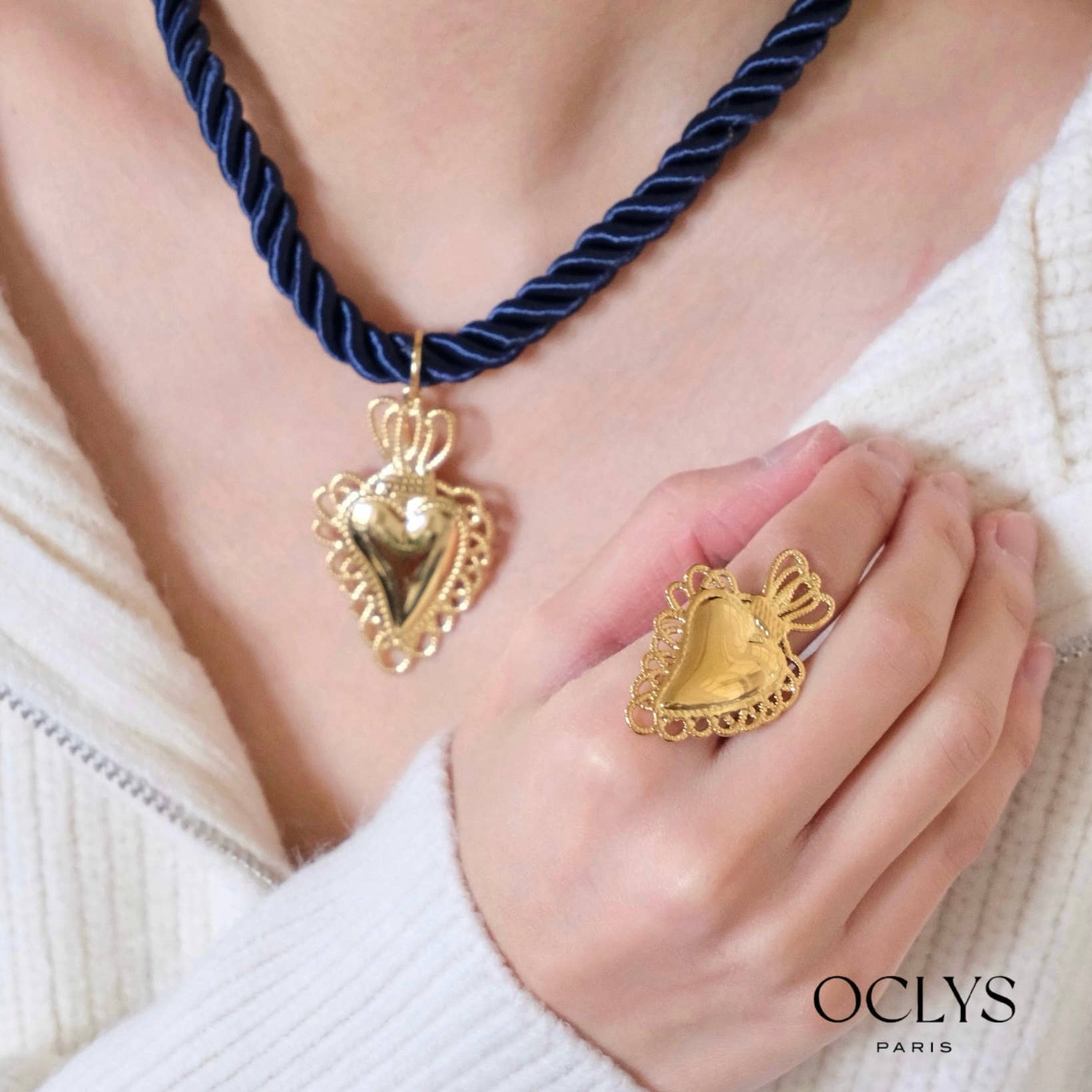 Oclys – Großhandel Cocktail-/Statement-Ring – Ibibi Herzring aus rostfreiem Stahl mit Hammerschlag2