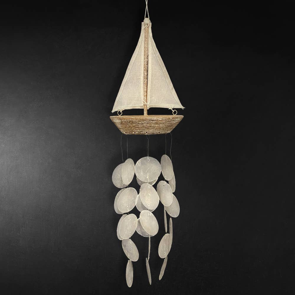 VIE – Engroshandel Vindharpe – Vie Naturals Sejlbåd Capiz Wind Chime2