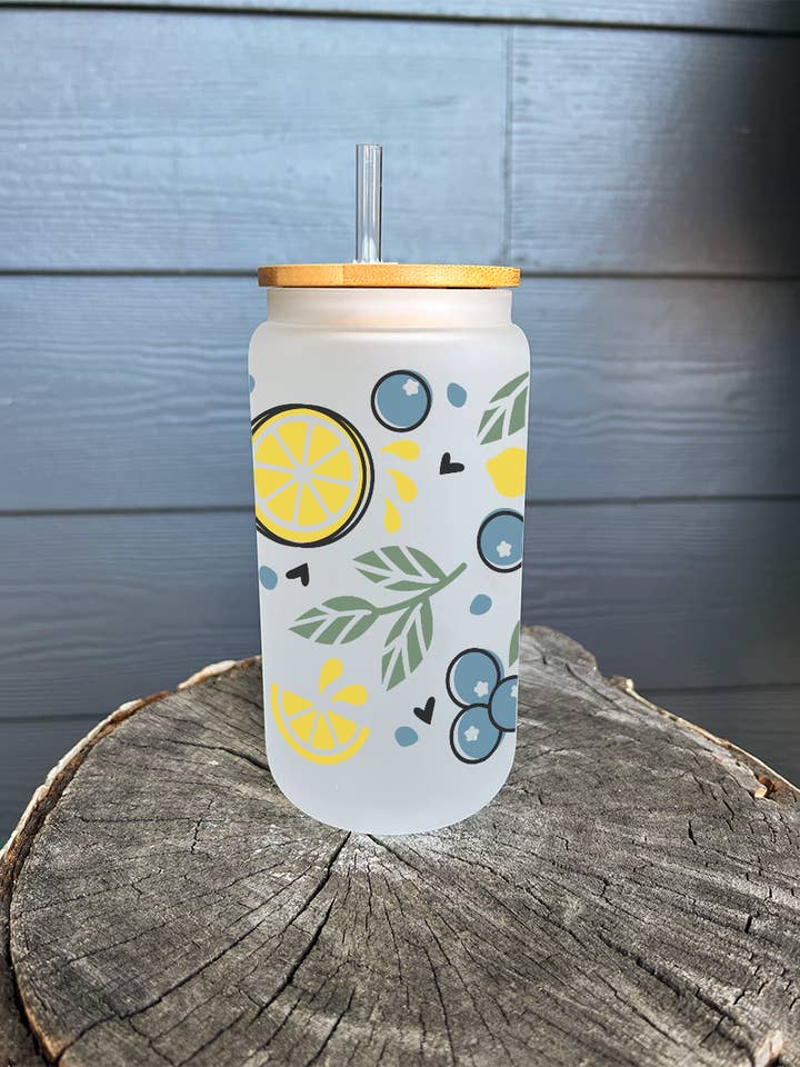 16oz Frostet Iskaffeglas med Låg og Sugerør for engroshandel hos Lester Lou’s Designs