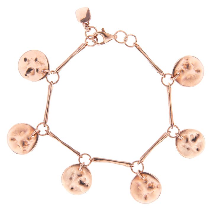 Bracelet River Stone en or rose avec os et disque martelé pour la vente par Van Peterson Designs