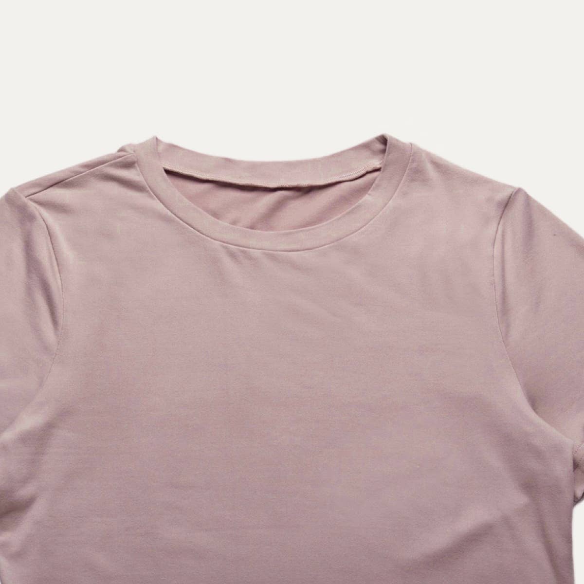 The Moment Collection - Wholesale Loungeset - Dames - Feel Cozy loungewarset met korte mouwen en crop-top en broek3