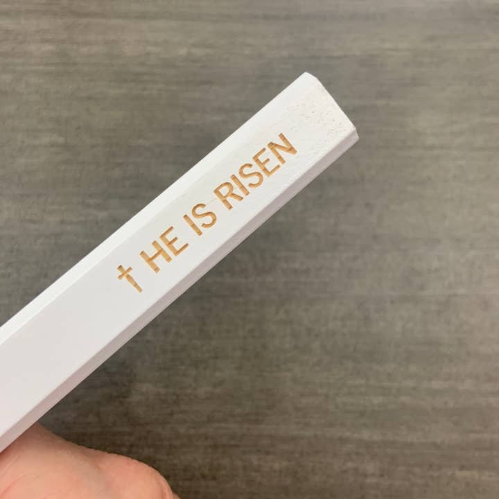 Lápices blancos de carpintero He is Risen (juego de 6) para venta al por mayor de The Carbon Crusader