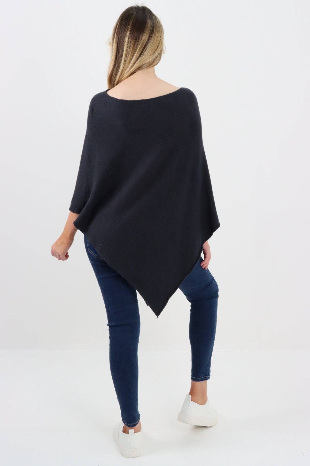 Miss Bold – wholesale Poncho – Women's – Italian Knitted Lagenlook Star Poncho18