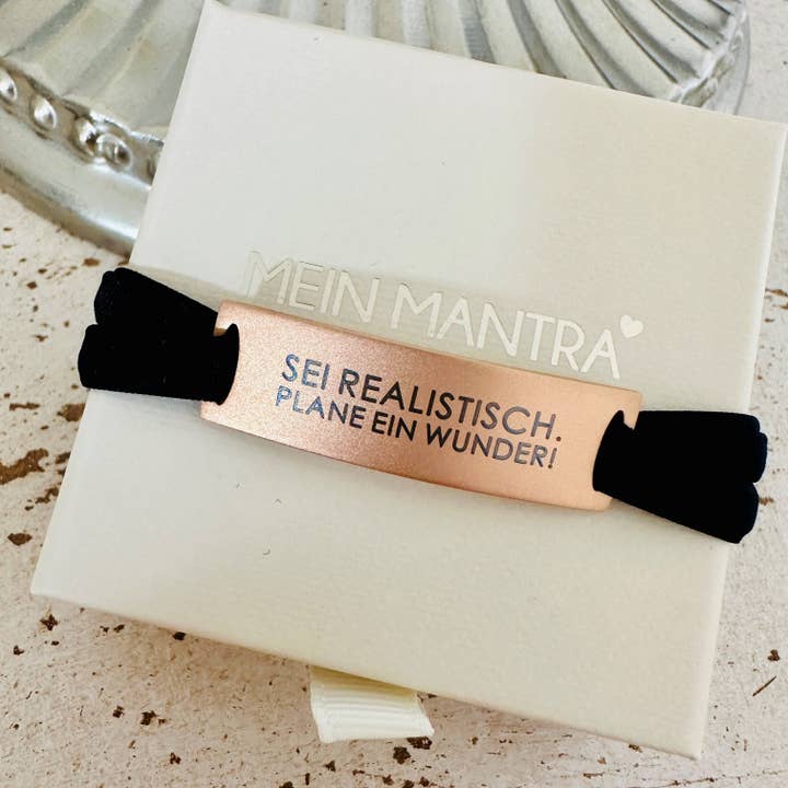 Brazalete Feel Free - SÉ REALISTA. PLANEA UN MILAGRO. para venta al por mayor de Mein Mantra